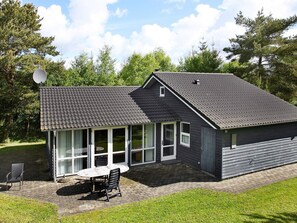 Exterior - 4 Star Holiday Home in Albaek (Aalbaek)