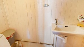 Shower - 5 Person Holiday Home in Fjällbacka (Fjallbacka)