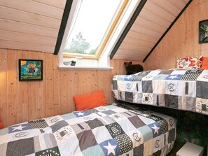 3 bedrooms, individually furnished