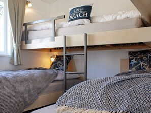 2 bedrooms, cots/infant beds - Holiday Home in Scharbeutz (Scharbeutz)