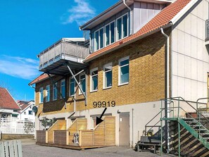 Exterior - 4 Person Holiday Home in Hunnebostrand (Hunnebostrand)