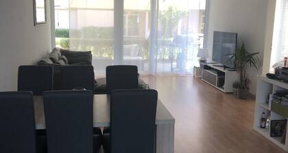 Nice 2 bedroom apartment with a large terrace 10 minutes from the lake