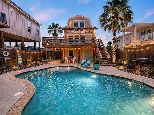 Heated Private Pool, Pet Friendly, Golf Cart Access