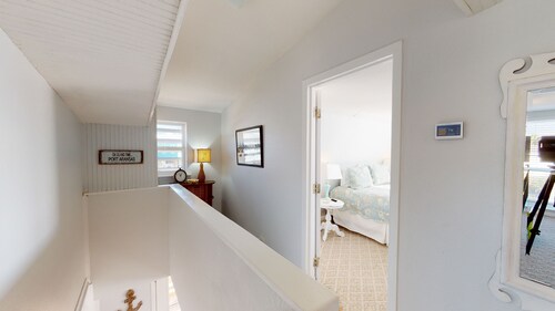 Heated Private Pool, Pet Friendly, Golf Cart Access