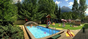 Außenpool (je nach Saison geöffnet)