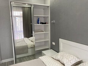 1 bedroom, iron/ironing board, WiFi, bed sheets