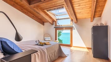 Apartment, 2 Bedrooms | 2 bedrooms, free WiFi, bed sheets