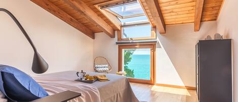 Apartment, 2 Bedrooms | 2 bedrooms, free WiFi, bed sheets