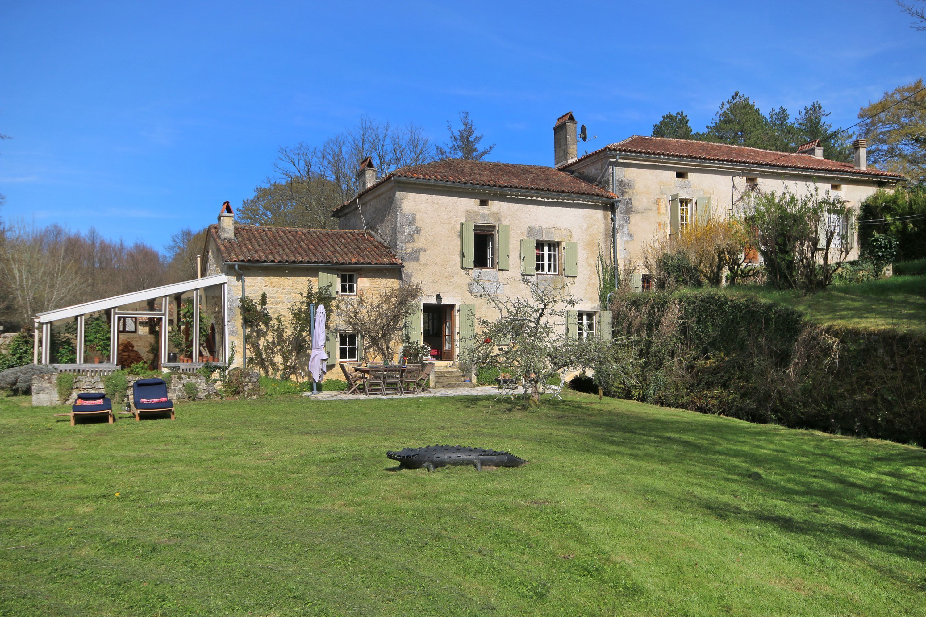 A charming old Water Mill in Perigord, surrounded by nature