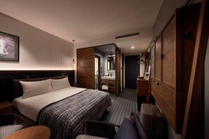 1 bedroom, desk, free WiFi, bed sheets - Lively Double Room Room only Nonsmoking throughout the building / Minato-ku Tokyo (Minato-ku)