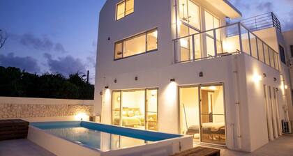 Limited to one set per day Villa with private poo / Kunigami-gun Okinawa