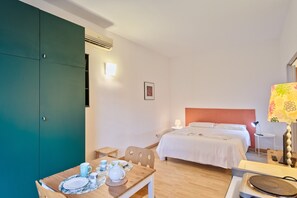 Wi-Fi gratuit, draps fournis