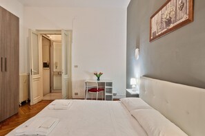 Iron/ironing board