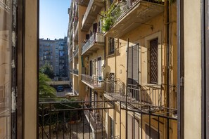 Apartment, 2 Schlafzimmer | Blick vom Balkon