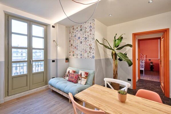 Apartment, 1 Schlafzimmer | Wohnbereich | Flachbildfernseher