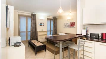 Studio | Restauration dans la chambre