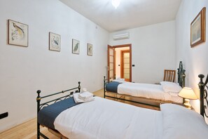 Wi-Fi gratuit, draps fournis