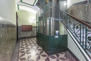 Staircase - Stylish Apartment in the heart of Torino (Turin)