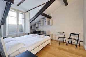 Apartment, 2 Bedrooms | 2 bedrooms, free WiFi, bed sheets - Stylish Apartment in the heart of Torino (Turin)