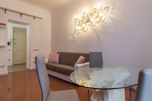 Appartement, 2 chambres | Coin séjour