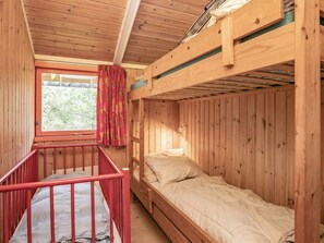 Hus | 4 sovrum och unika möbler