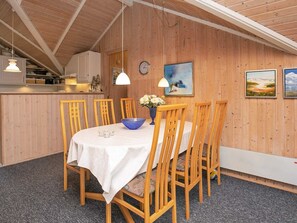 House | Dining