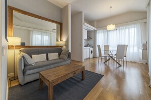 Appartement, 1 chambre | Coin séjour
