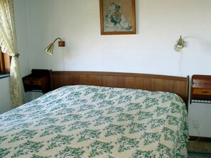 1 bedroom - 4 Person Holiday Home in Henån (Henån)