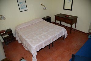 Apartment, 2 Bedrooms | 2 bedrooms, iron/ironing board, free WiFi, bed sheets - Casa Giardino Genazzano (Genazzano)