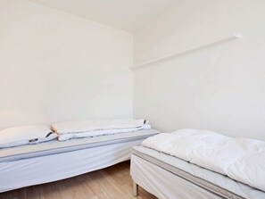 3 bedrooms - 6 Person Holiday Home in Vaeggerlose (Vaeggerlose)