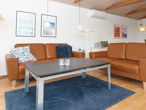 House | Living area - 6 Person Holiday Home in Ebeltoft (Ebeltoft)