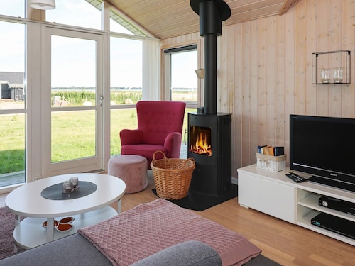 Spacious Holiday Home in Storvorde near Sea