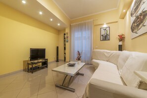 Appartement, 1 chambre | Salle de séjour
