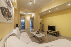 Apartment, 1 Schlafzimmer | Wohnzimmer | Flachbildfernseher