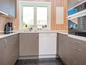 Private kitchen - 6 Person Holiday Home in Ulfborg (Ulfborg)