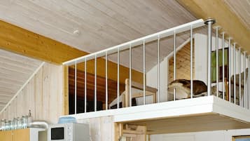 3 bedrooms, individually furnished
