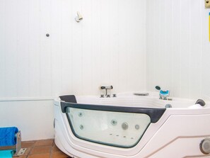 House | Spa treatment