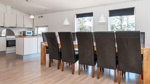 House | Tempat makan