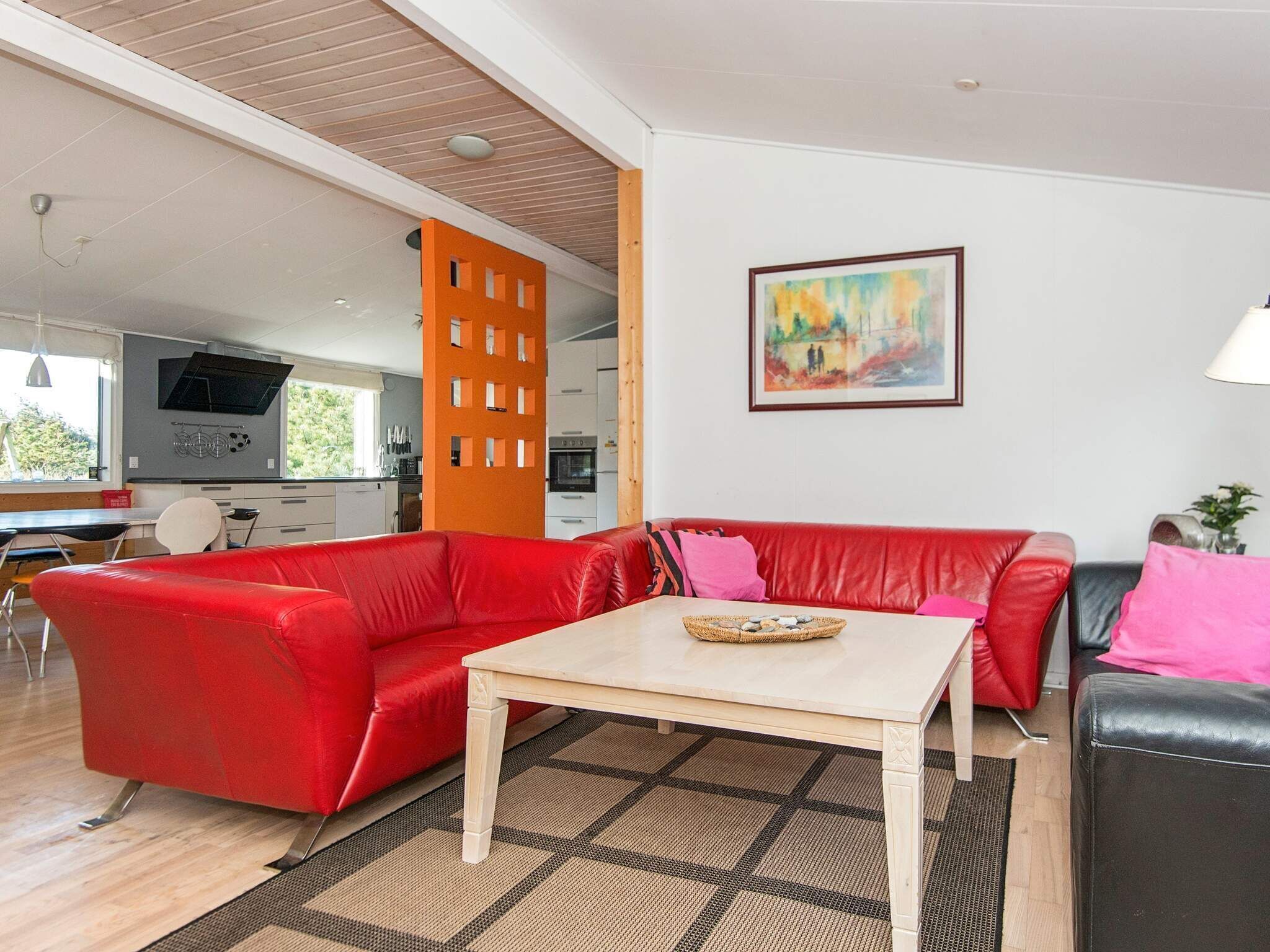 独立别墅 | 客厅 | DVD 播放器、MP3 基座