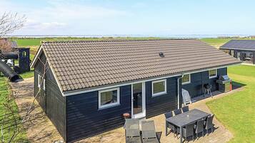 House | Water view