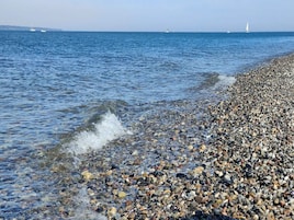 Vista al agua