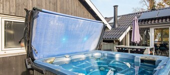 6 Person Holiday Home in Ebeltoft-by Traum