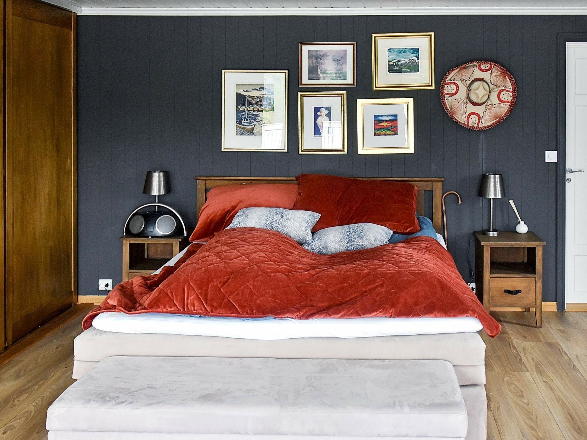 2 bedrooms, individually furnished