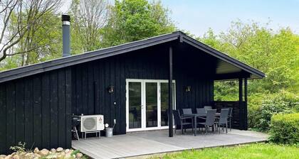 6 Person Holiday Home in Toftlund