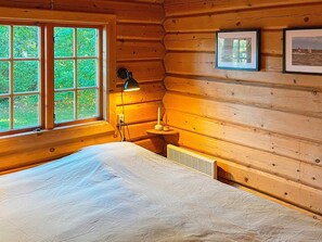 2 bedrooms, individually furnished