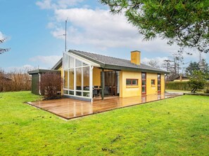 Exterior - Peaceful Holiday Home in Børkop near Sea (Borkop)