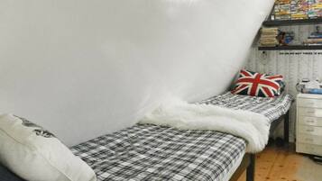 3 bedrooms, individually furnished, bed sheets