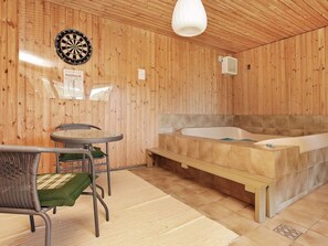 House | Spa treatment