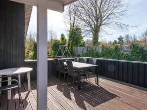 House | Balcony