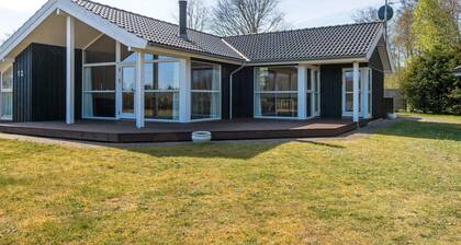 Spacious Holiday Home in Allingabro With Garden